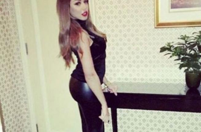 بعد الـ(هوت شورت)، بنطلون سارة سلامة يثير ضجة جديدة!