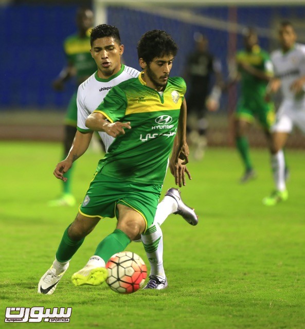 مصعب العتيبي