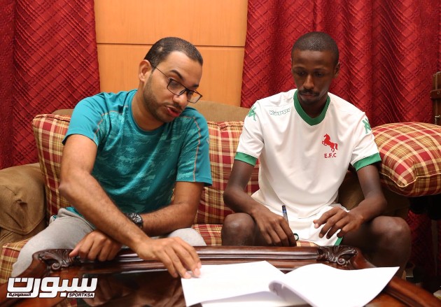 يحيى عتين ‫(1)‬