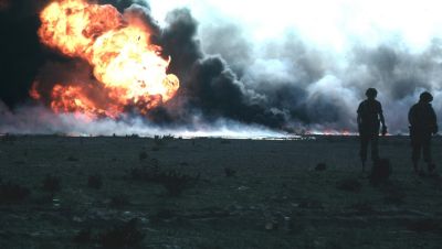 800px-Kuwait_burn_oilfield.png