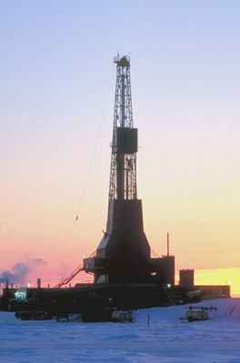 OilRig326x493.jpg