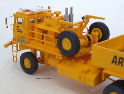 TG_KW993-2.jpg