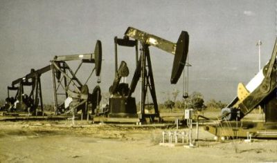 Venezuela-oil-rigs.jpg