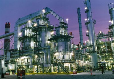 industries_refinery.jpg