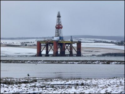 oil-rig-snow-2.jpg