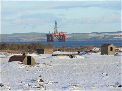 oil-rig-snow-4.jpg