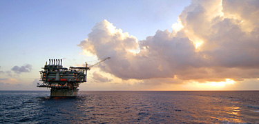 oil_platform_sunset_375x180.jpg