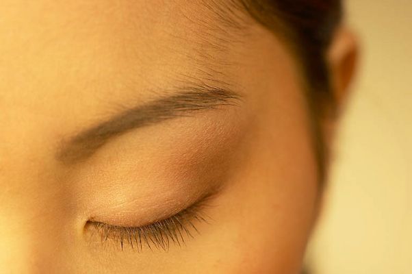 Close up of woman closed eye uid 1344513.jpg