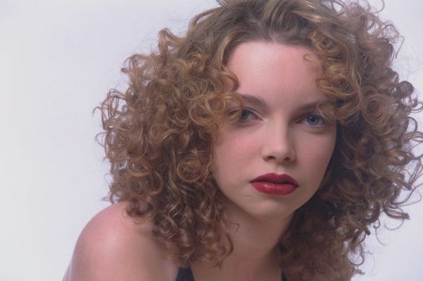 Female model with curly hair an 2.jpg