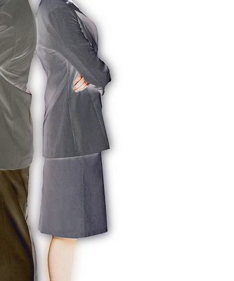 Man and woman standing uid 1460809.jpg