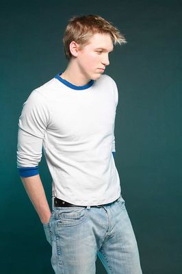 Passive male adult uid 1453444.jpg