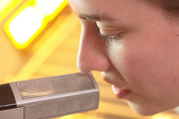 Radio announcer 0010.jpg