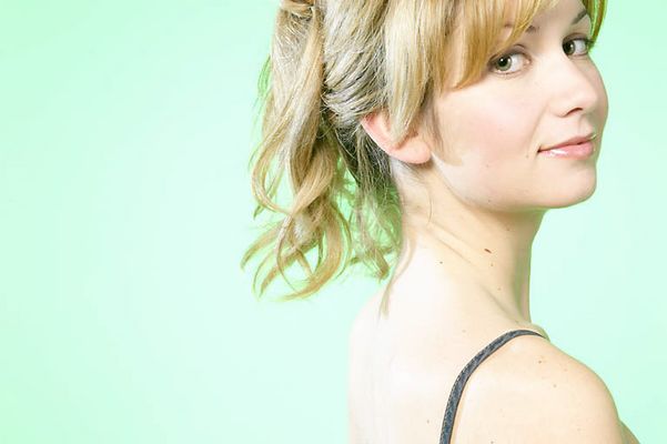 Smiling blonde young adult uid 1452851.jpg