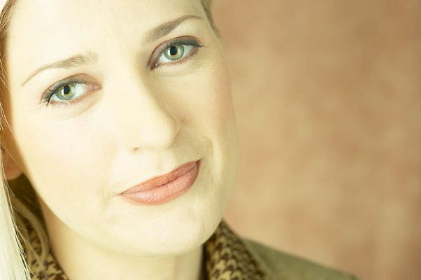 Smiling woman face 1.jpg