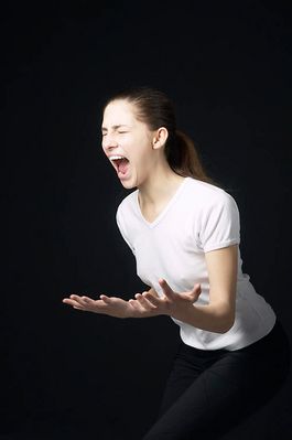 Woman in white t shirt uid 1426828.jpg