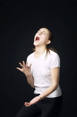 Woman in white t shirt uid 1426832.jpg