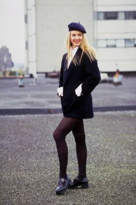 Woman posing in beret.jpg