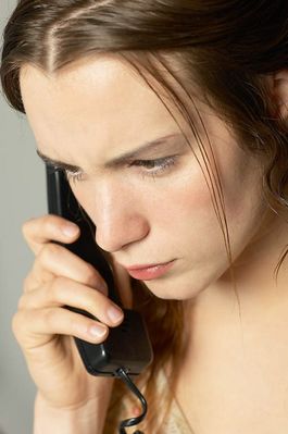 Woman talking on the telephone a81.jpg