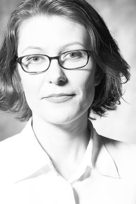 Woman wearing eyeglasses 12.jpg