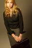 Woman with briefcase uid 1430426.jpg