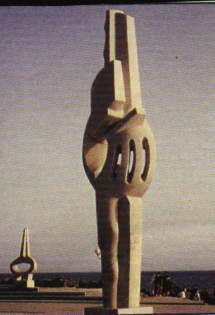 555813-Monuments_Sclptures-Jiddah.jpg