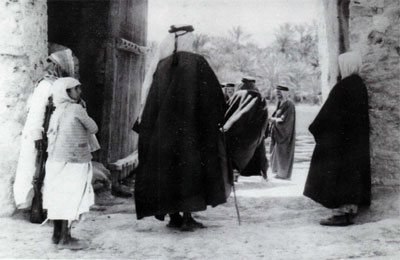 بوابة دخنة في الرياض
بوابة دخنة من داخل سور الرياض 1356 هـ /1937
الكلمات الإستدلالية(لتسهيل البحث): بوابة دخنة من داخل سور الرياض 1356 هـ /1937