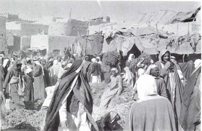 سوق المقبيرة 1373 هـ /1954م
سوق المقبيرة 1373 هـ /1954م
الكلمات الإستدلالية(لتسهيل البحث): سوق المقبيرة 1373 هـ /1954م