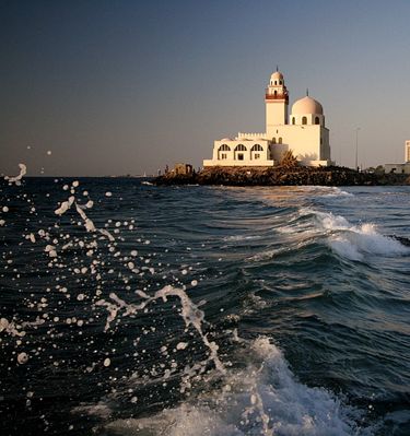 مسجد في كرونيش جدة
مسجد في كرونيش جدة
الكلمات الإستدلالية(لتسهيل البحث): مسجد في كرونيش جدة