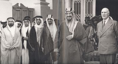 الملك عبدالعزيز رحمه الله
الملك عبدالعزيز رحمه الله
الكلمات الإستدلالية(لتسهيل البحث): الملك عبدالعزيز رحمه الله