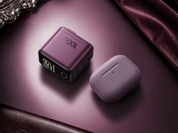 بيسوس تطلق شاحن PicoGo Pro AH22 المدمج بقدرة 100 واط مع شاشة ذكية وخاصية التعرف على الأجهزة
